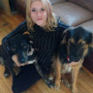 Meet your Posher, Caroline